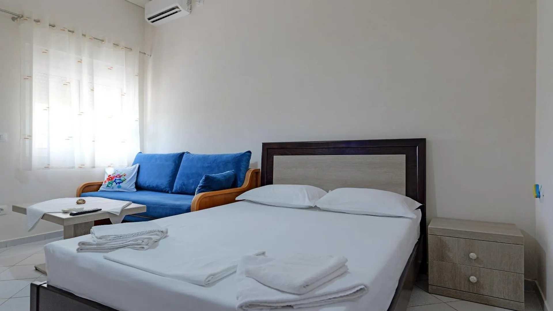 Flower Vila Saranda Appartement