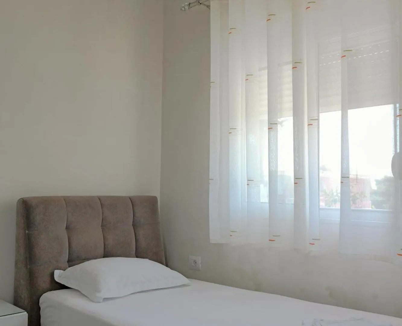 Flower Vila Sarande